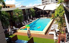 Cavenagh Hotel Darwin