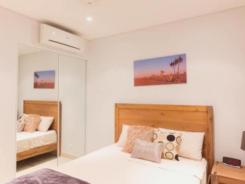 The Cavenagh Hotel Darwin Exterior photo