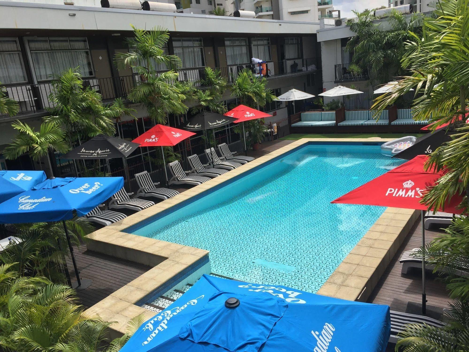 The Cavenagh Hotel Darwin Exterior photo