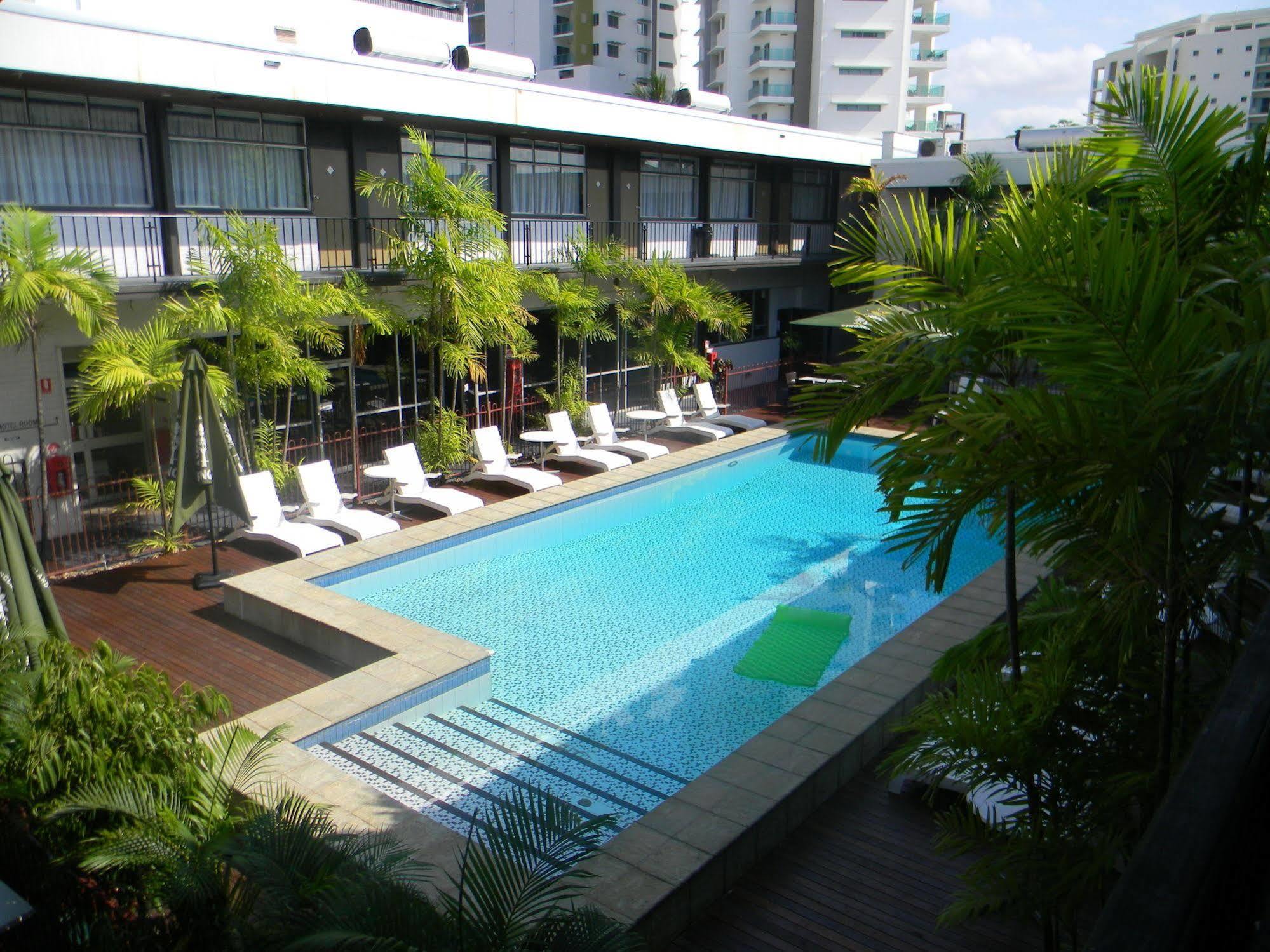 The Cavenagh Hotel Darwin Exterior photo
